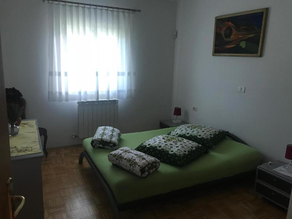 Apartmaji Neja Apartment Piran Bagian luar foto